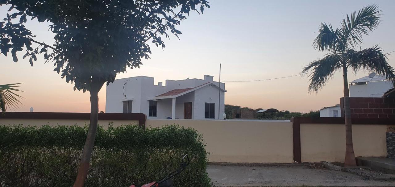 Krishna Farm & Forest Villa Bhuj Luaran gambar