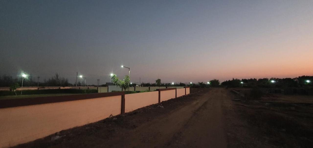 Krishna Farm & Forest Villa Bhuj Luaran gambar