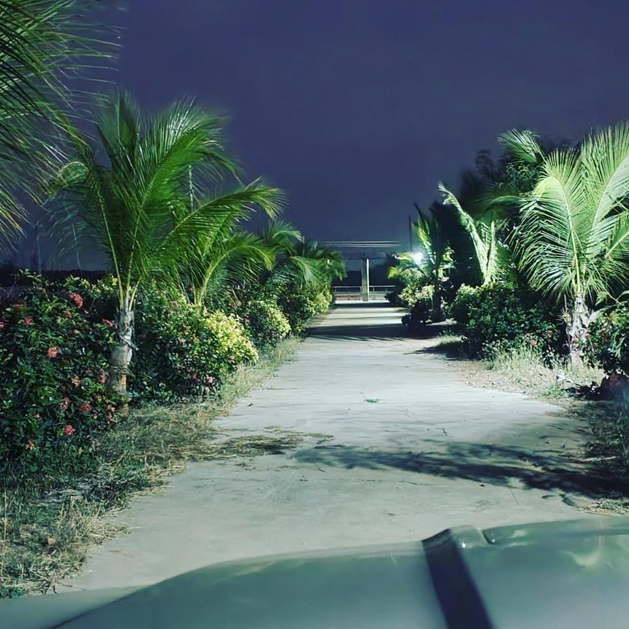 Krishna Farm & Forest Villa Bhuj Luaran gambar